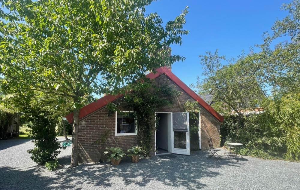 Bed & Breakfast+ De Kooimolen Dreumel Exterior foto